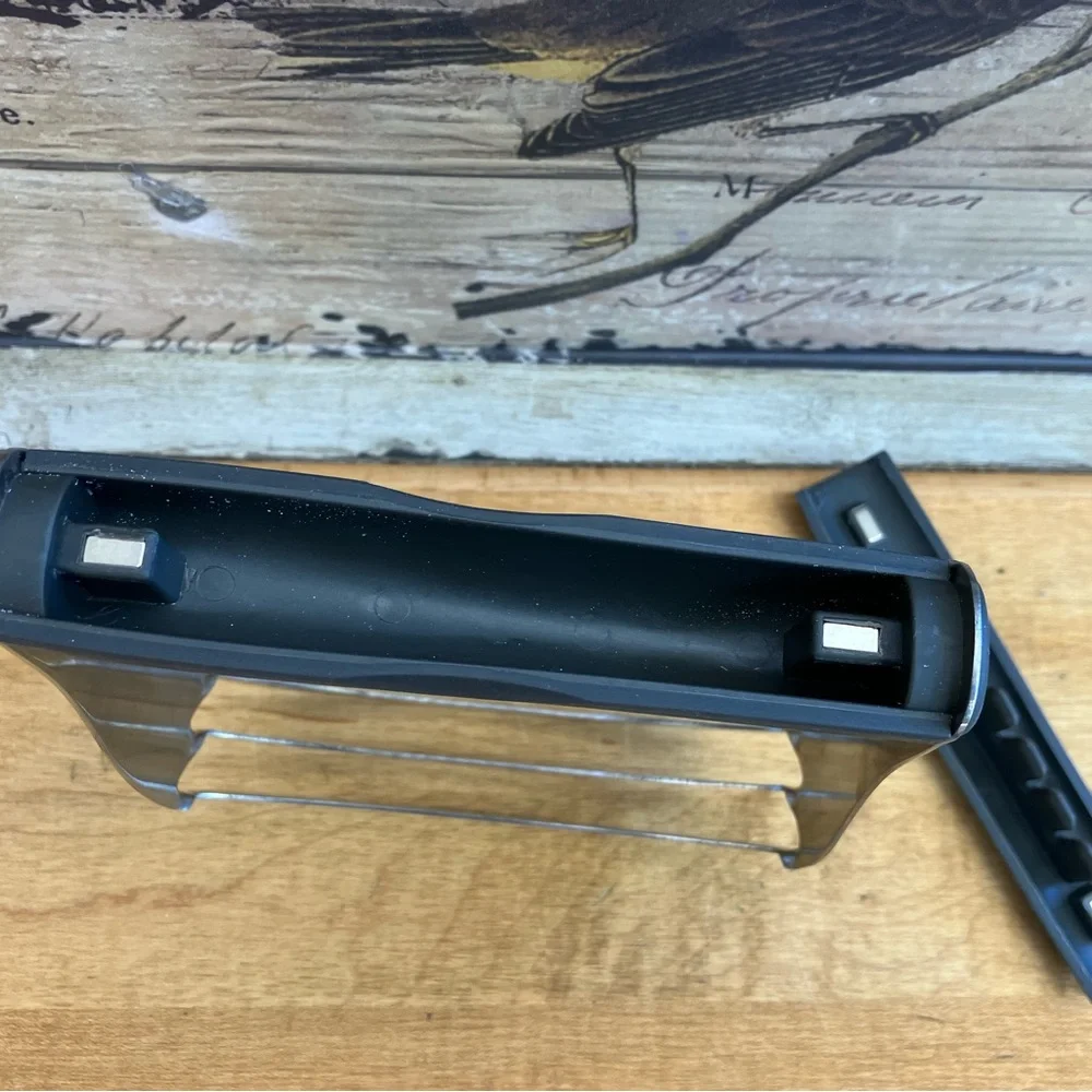 WIlliams Sonoma Soft Touch Pastry Blender Black Handle
